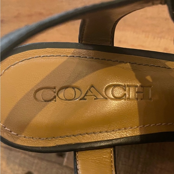 Coach Kennedy Women’s Sandals, Size 8.5. - Picture 2 of 5